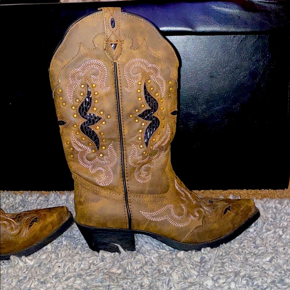 Women’s Laredo Studded Boots